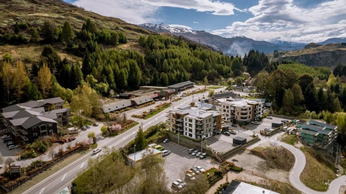 Vue Alpine - La Residence du Parc Queenstown Extérieur photo